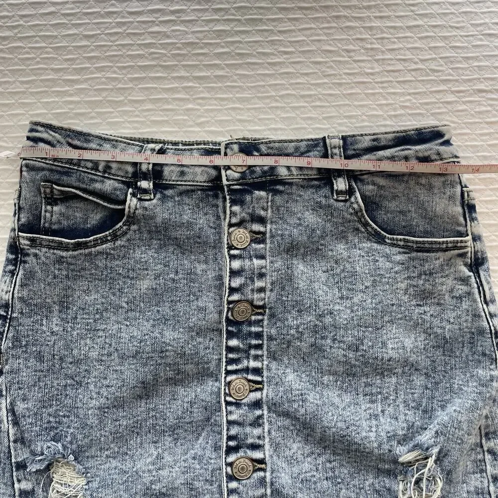 White Birch 90s Style Streetwear Grunge Y2K Mini Skirt Acid Wash Edgy Size Small